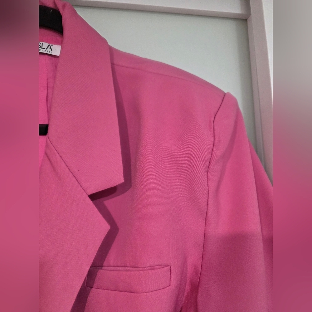 SLA The Label Pink Tailored Blazer – Chic Statement Piece - Picture 6 of 16